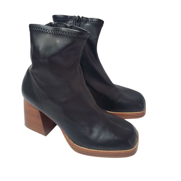 ASOS DESIGN Wide Fit Ratio Square Toe Sock Boots in Black Size 8 - Picture 1 of 11